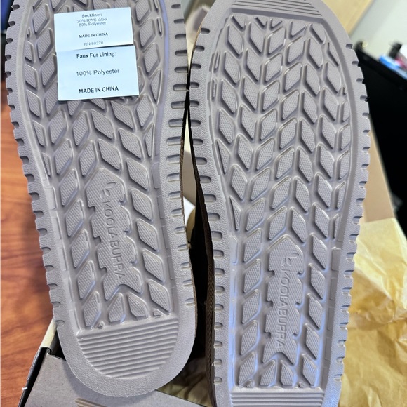 Koolaburra by UGG W KOOLA SHORT boots. Brand new in box. - Picture 3 of 3